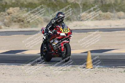 media/Jan-15-2026-Racers Edge (Thu) [[dfebeb70ab]]/2-A Group/Session 5 Turn 2/